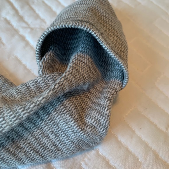 Lululemon Half Zip Sweater - Picture 9 of 12